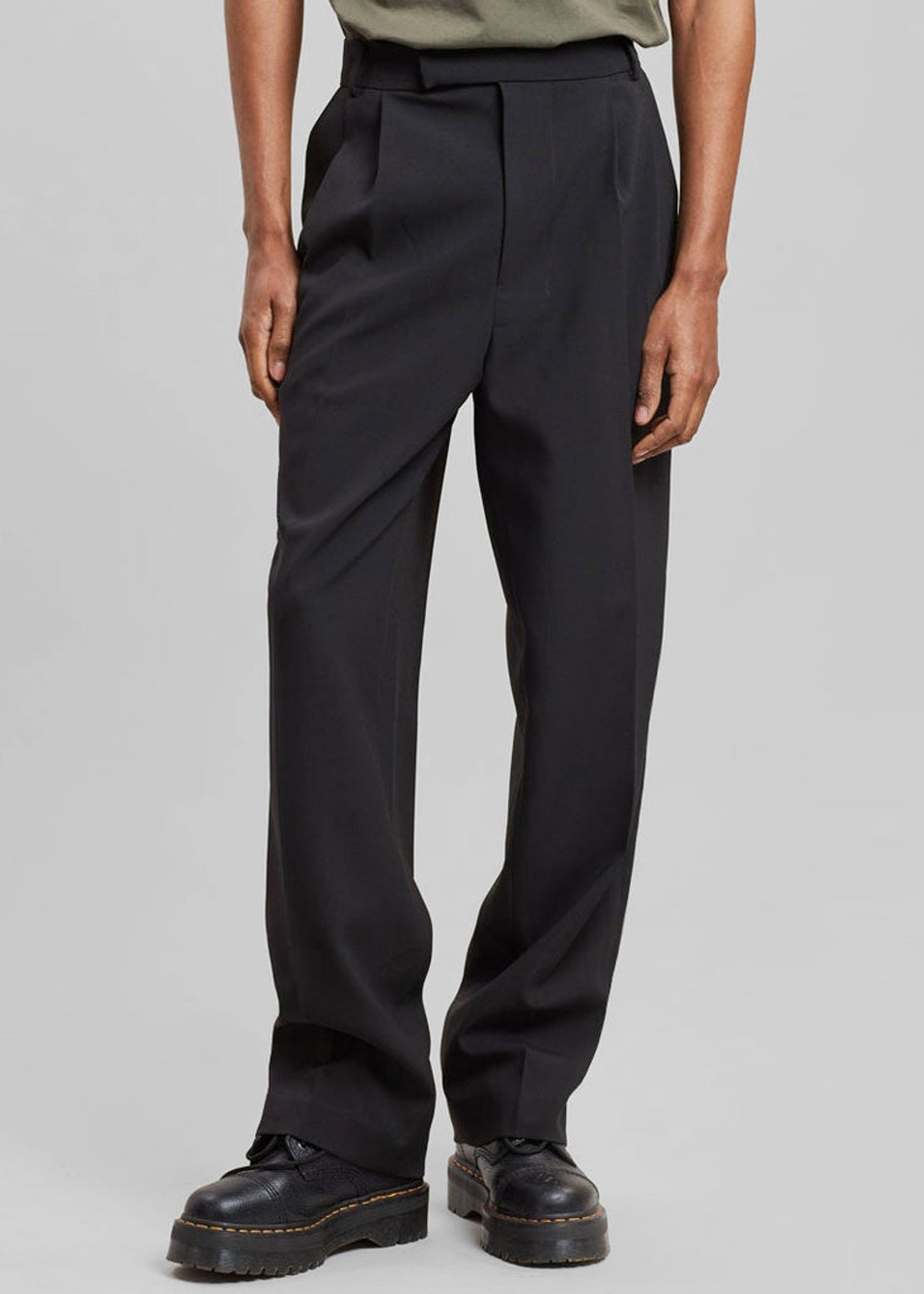 BEO-SUIT-PANTS-BLACK-BRAND-747559_900x_30cac250-96a1-413e-b1f6-4459b66bc279