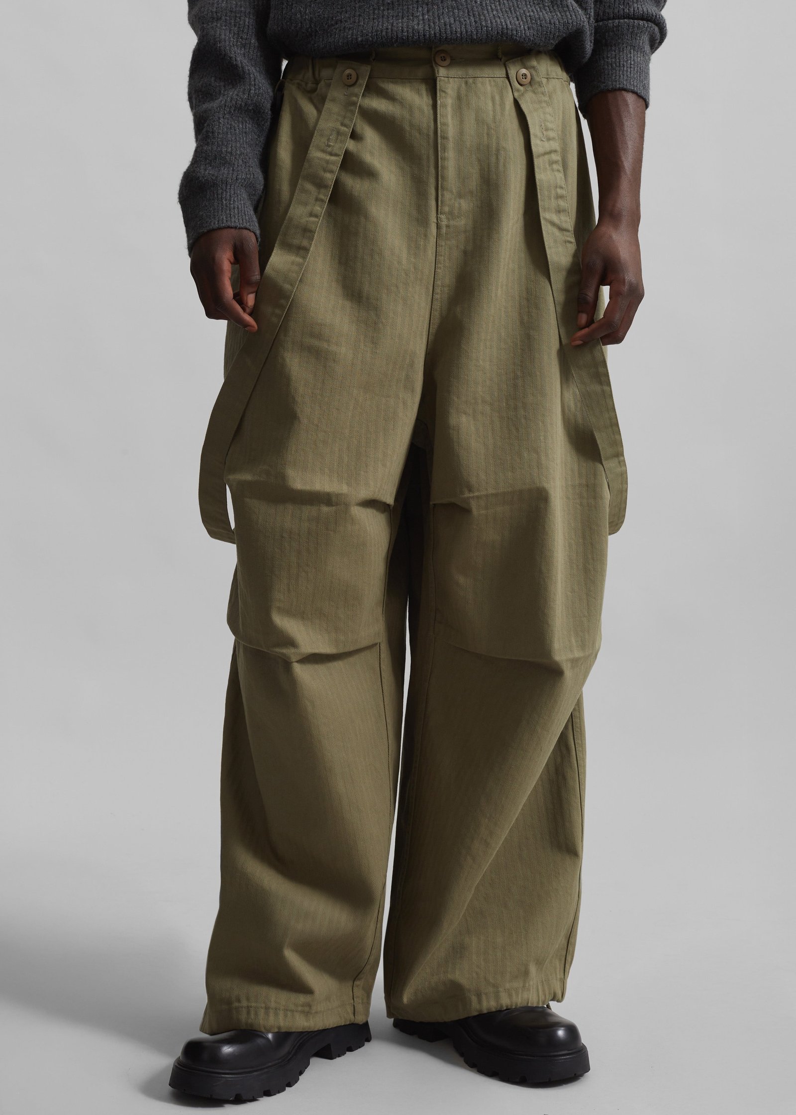 CHARD-BALLOON-PANTS-KHAKI-HOLLOW-2068