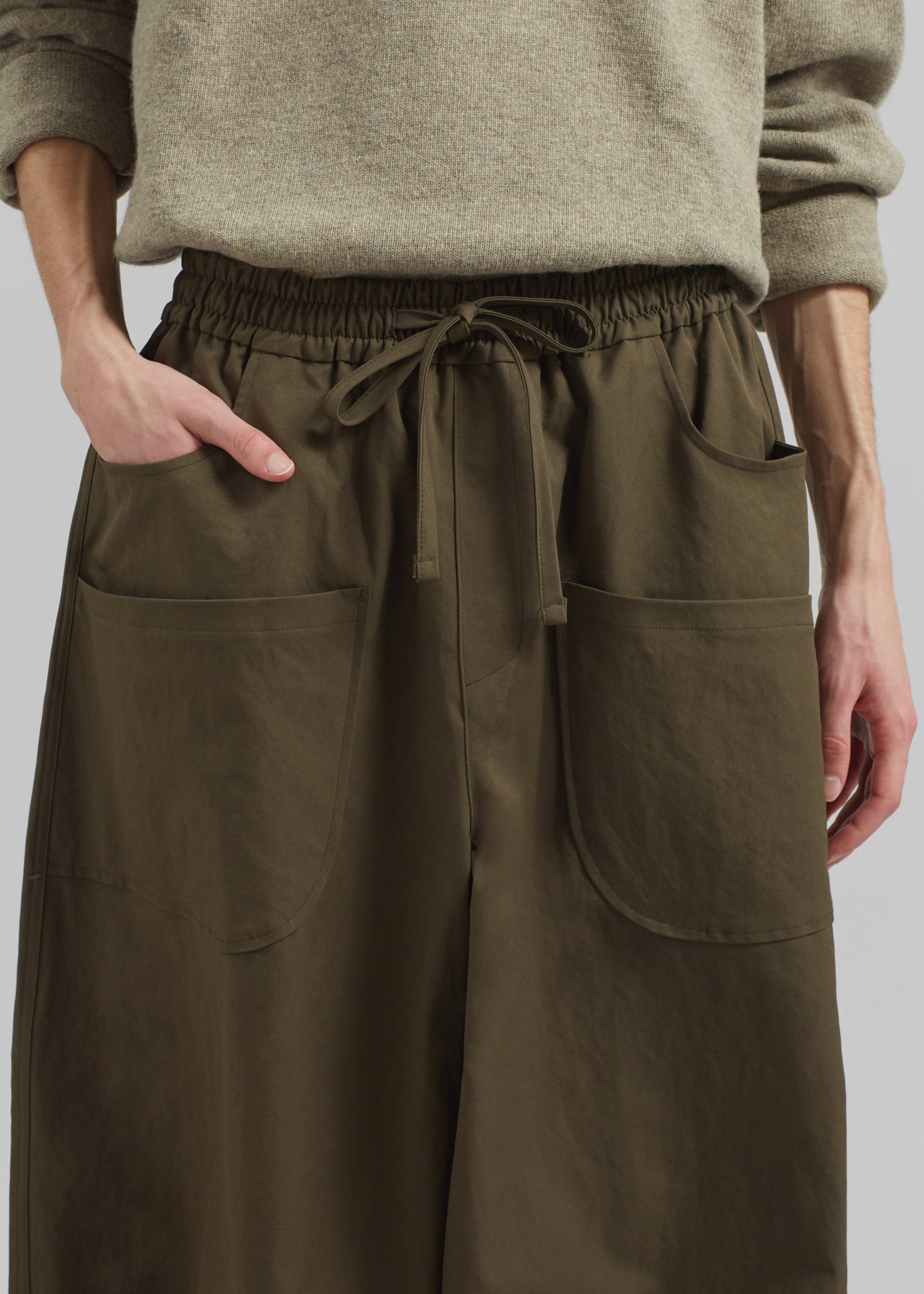 FAE-BALLON-PANTS-ARMY-GREEN-SIOBAHN-1083