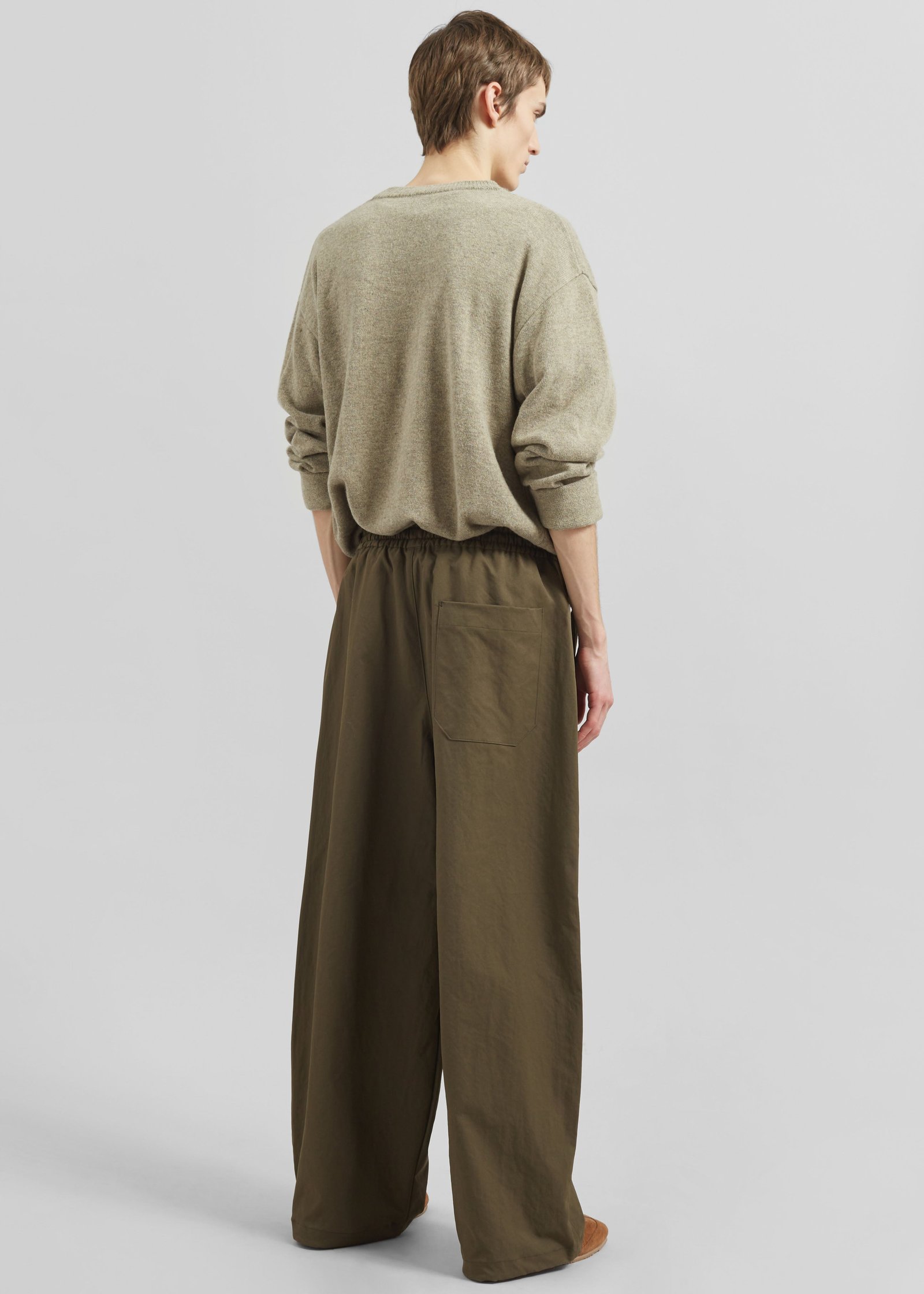 FAE-BALLON-PANTS-ARMY-GREEN-SIOBAHN-1110