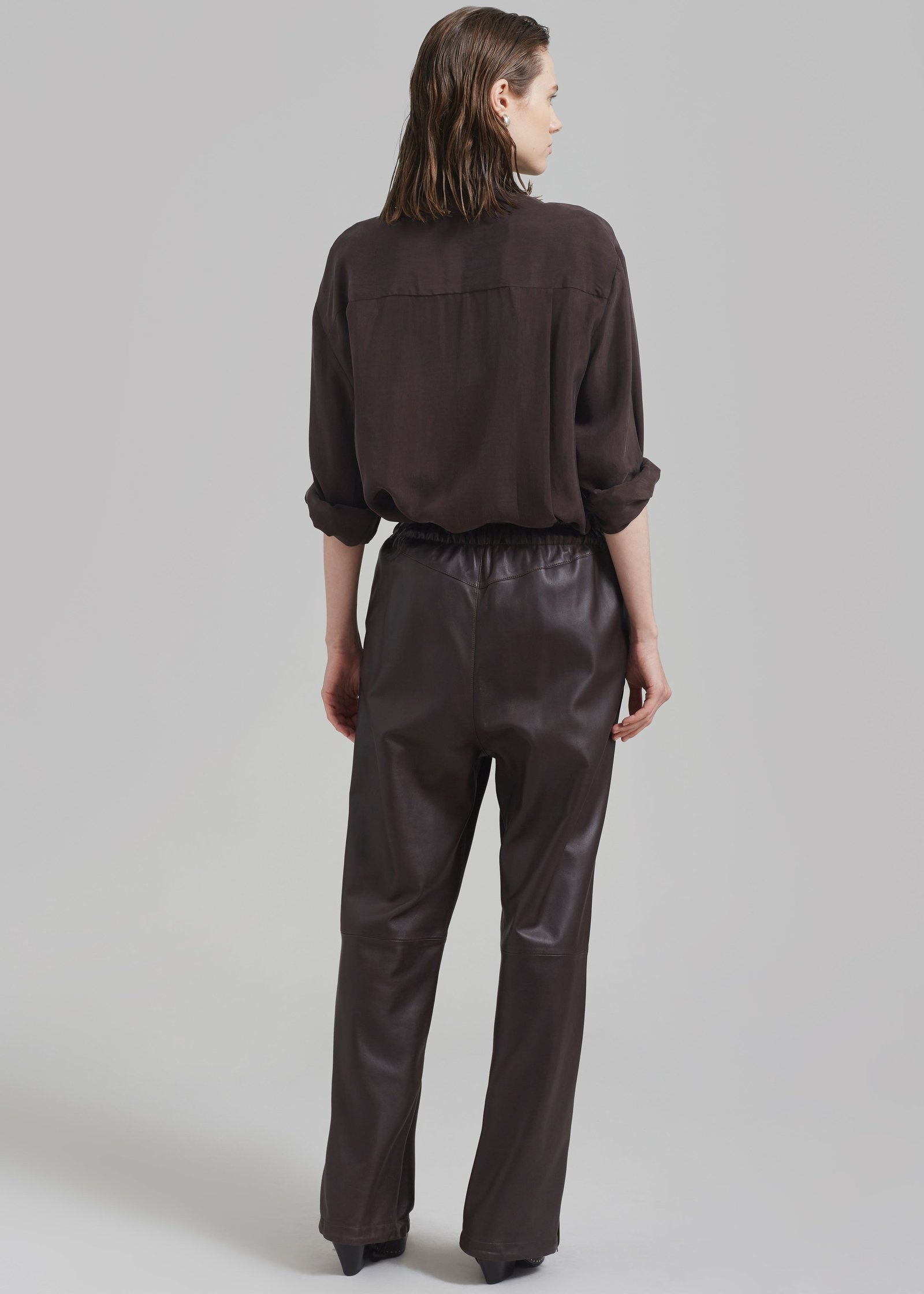 KEVIN-LEATHER-TROUSERS-BROWN-KATE-14825