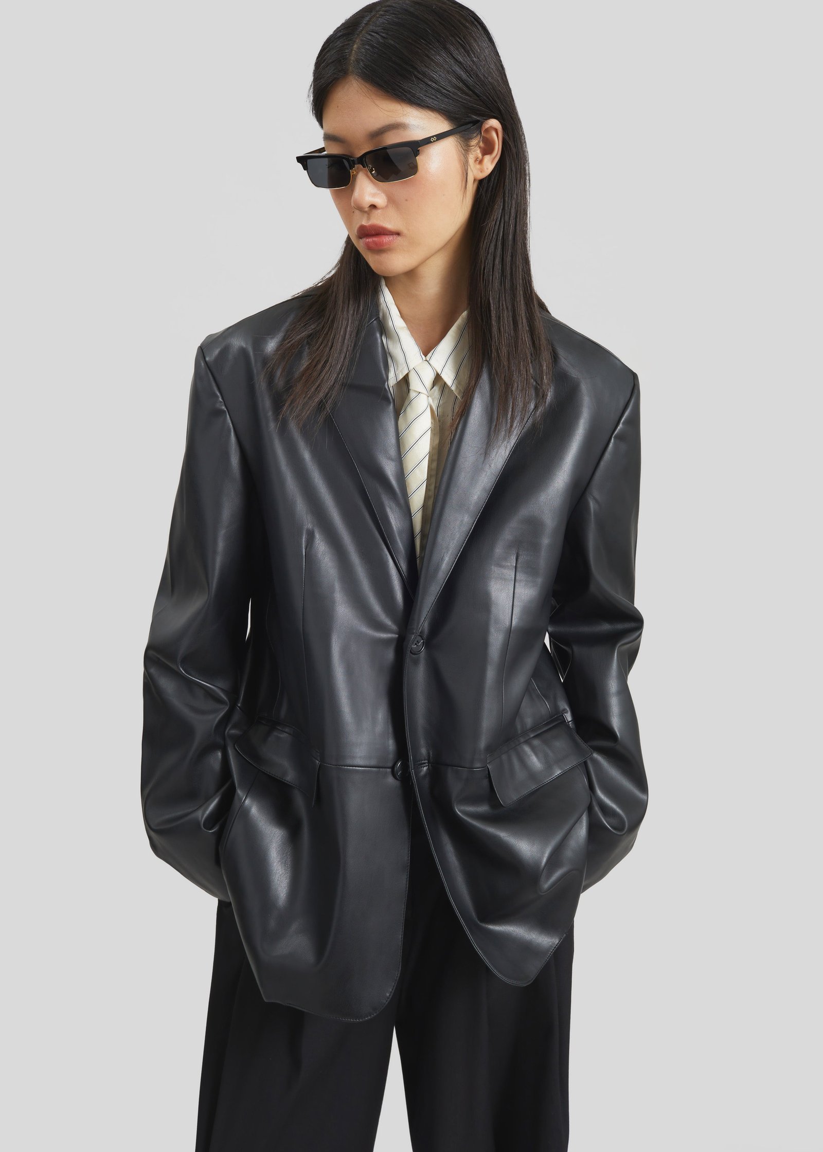 OLYMPIA-BLAZER-BLACK-TIFFANY-1388