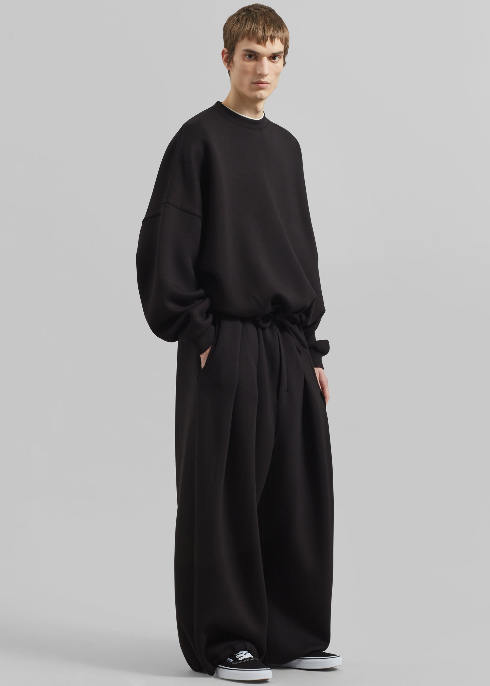 TATE-SWEATPANTS-BLACK-SIOBAHN-1380-1