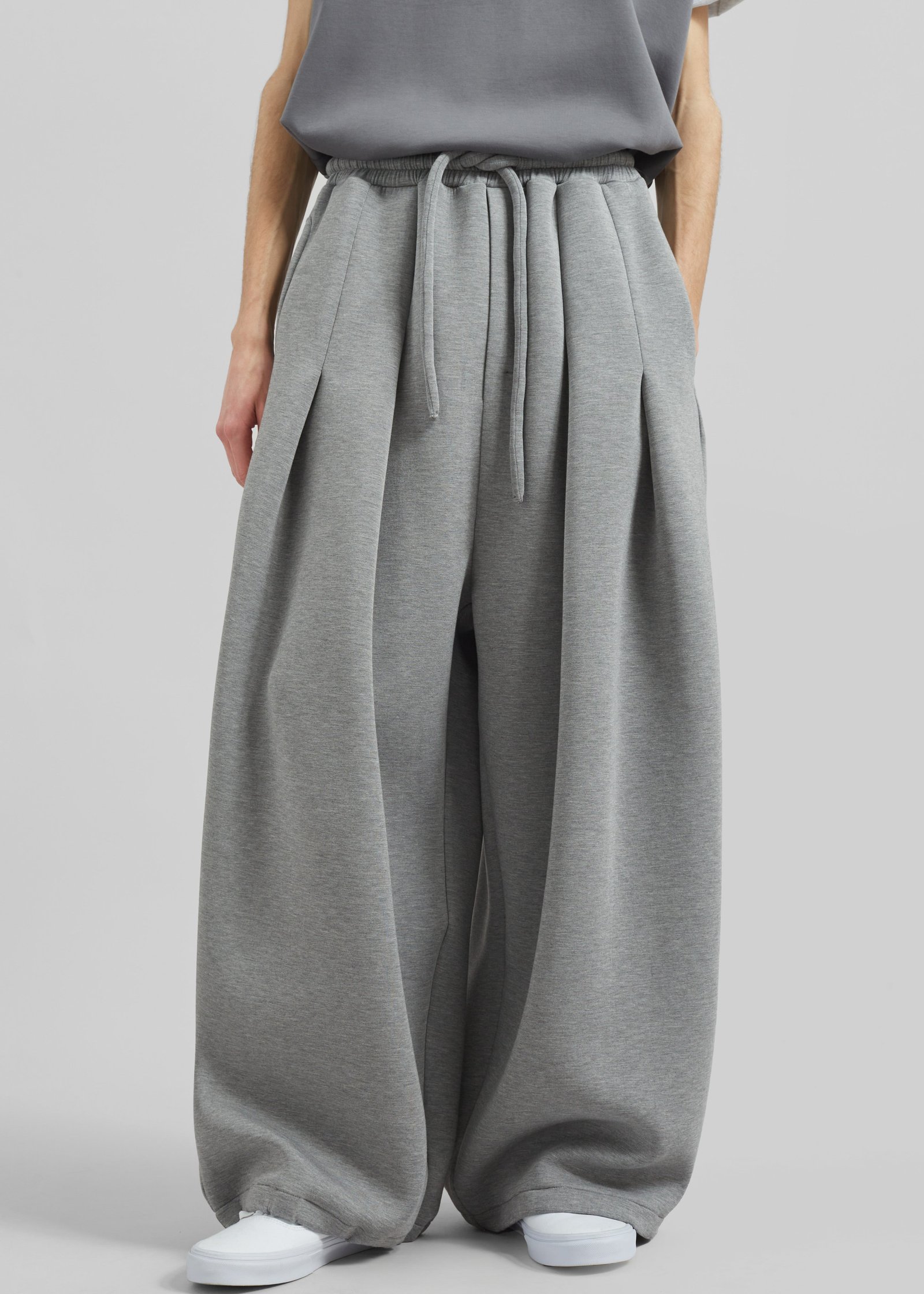 TATE-SWEATPANTS-GREY-SIOBAHN-1008